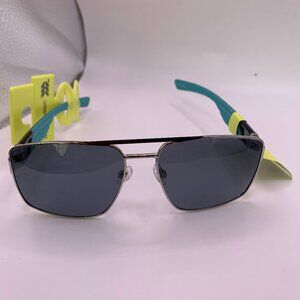 🐱 5 for $10.  ALL IN MOTION ADULT SUNGLASSES